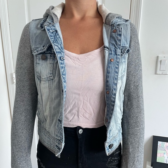 American Eagle Outfitters Jackets & Blazers - AMERICAN EAGLE denim hooded jacket